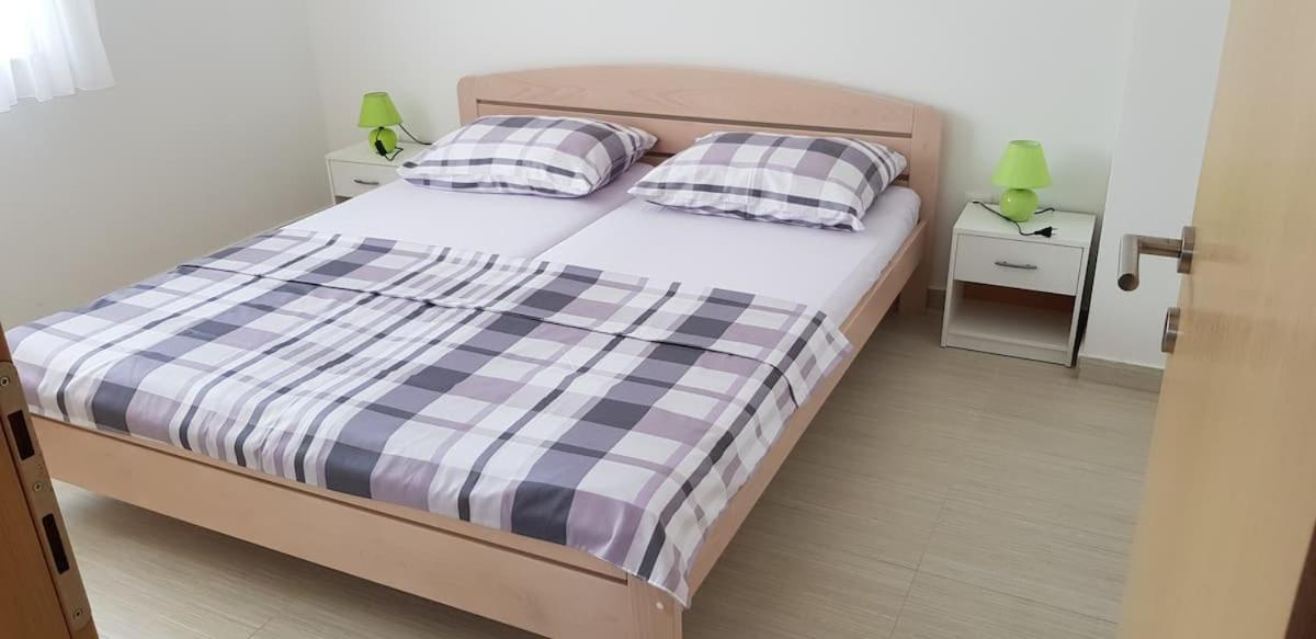 Abc Apartmani Врси Екстер'єр фото
